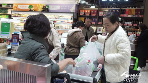 建始商超雙11促銷氛圍濃厚，日用百貨銷售迎來線下消費熱潮